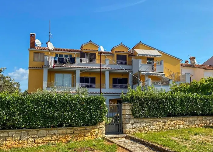 Ferienwohnung Fuer 6 Personen Ca 90 Qm In Rovinj, Istrien Istrische Riviera