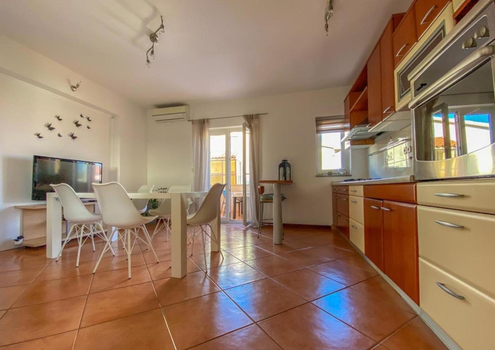 Apartment Fuer 6 Personen Ca 90 Qm In Rovinj, Istrien Istrische Riviera *